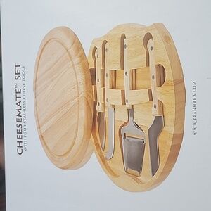NIB Franmara Cheesemate Set with 4 tools 10.5" diameter 1.5" thick